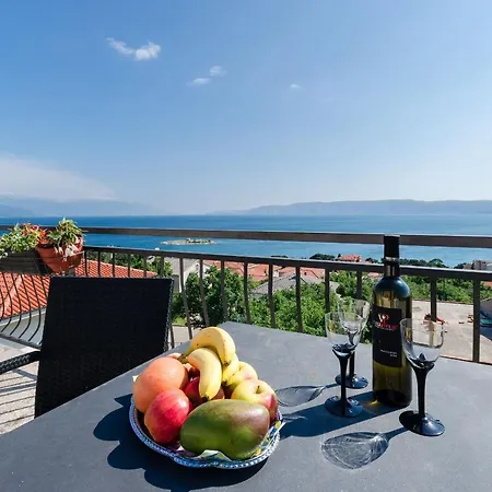 Apartments And Room Drazen Novi Vinodolski Exterior photo