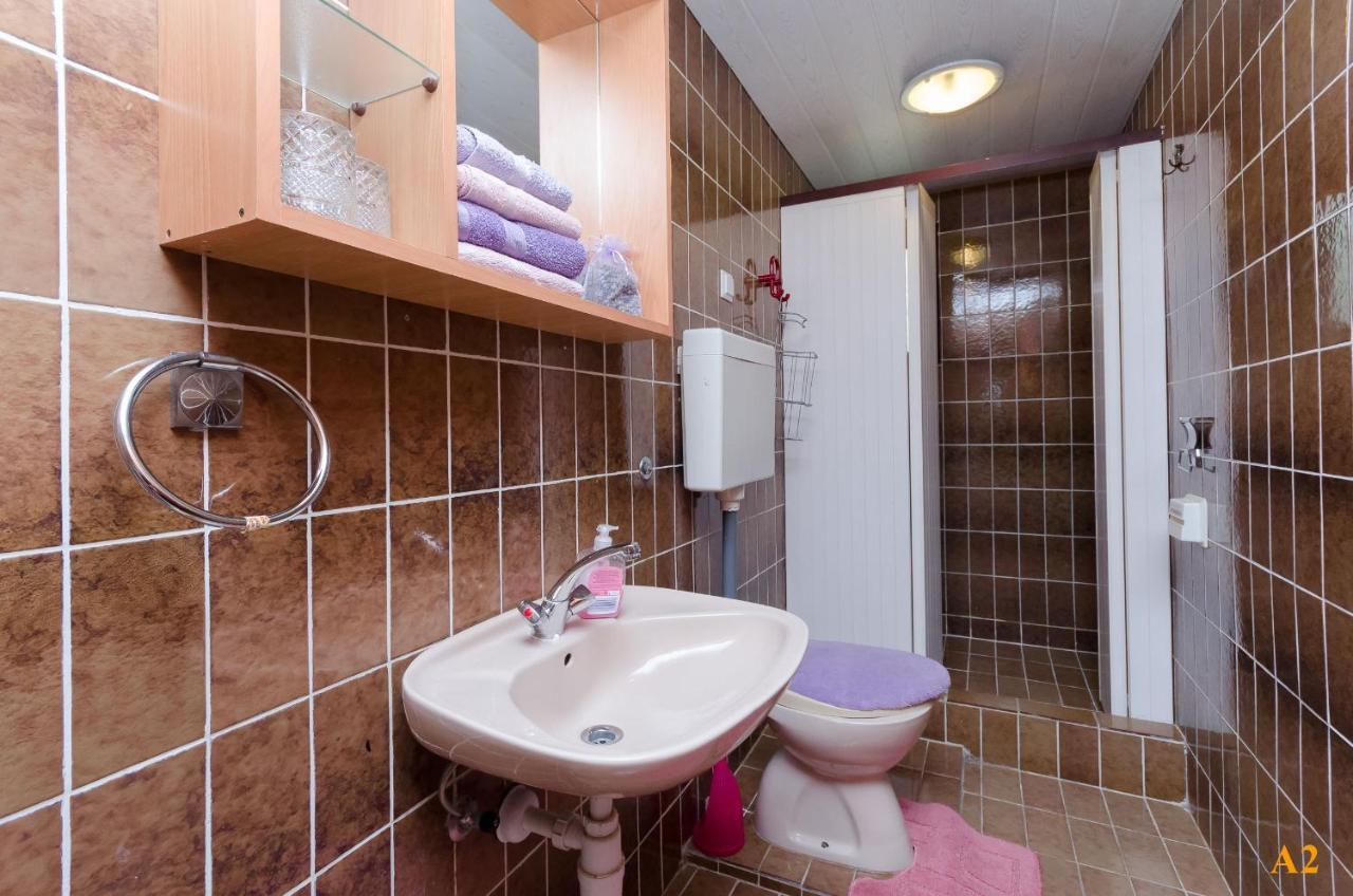 Apartment Apartments&room Drazen