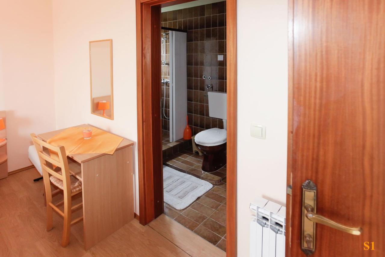 Apartment Apartments&room Drazen *